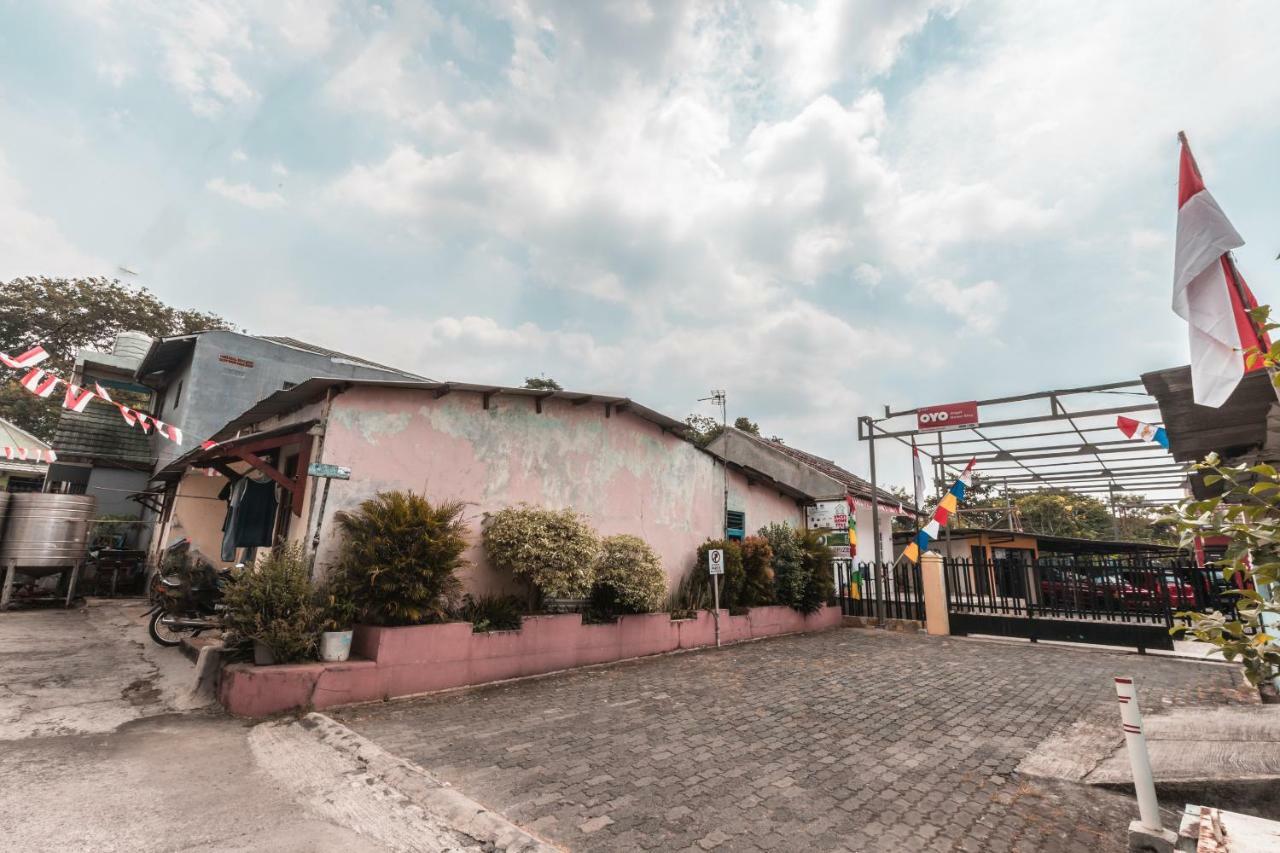 Hotel Oyo 947 Angel Syariah 2*