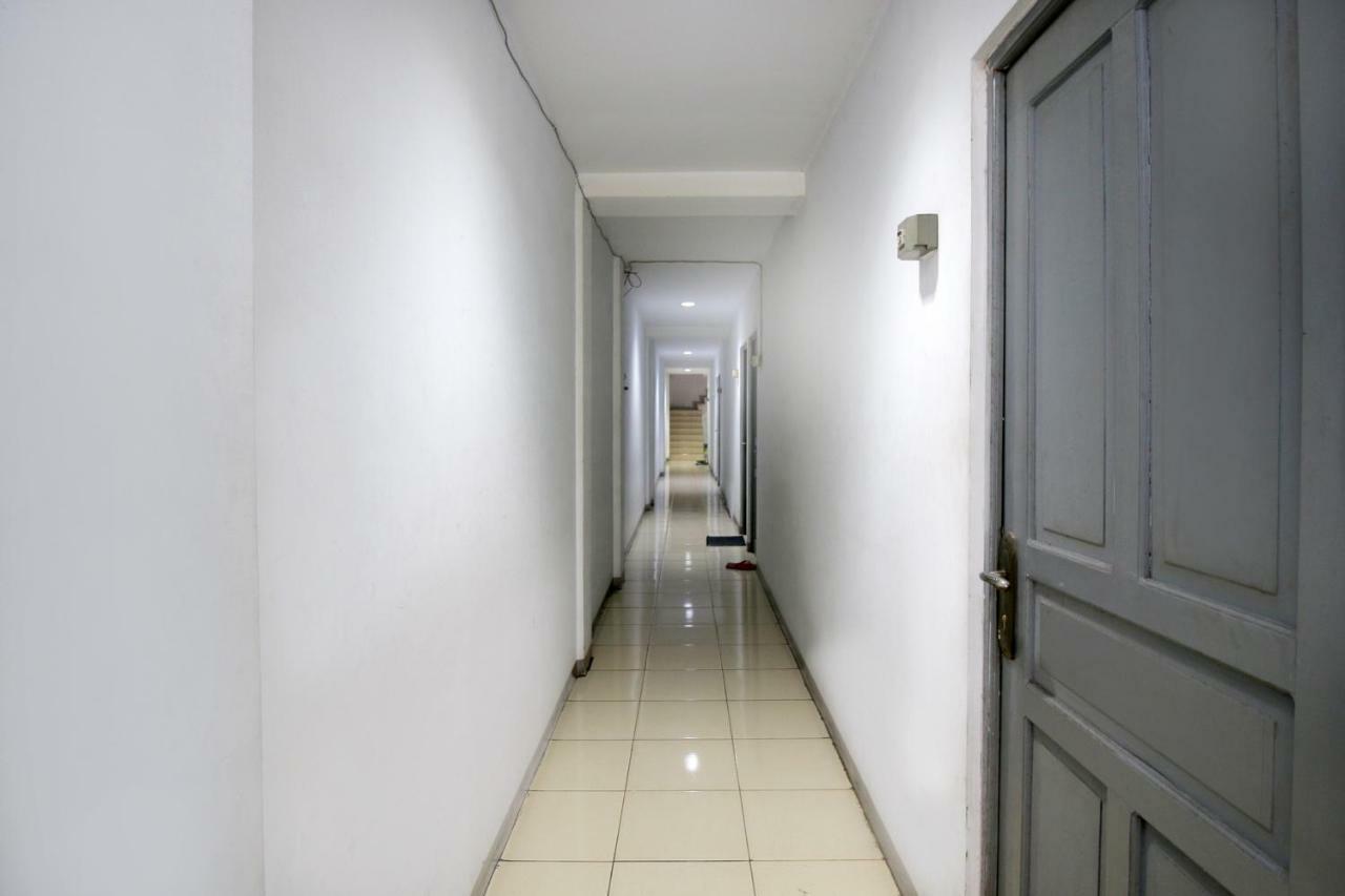 Rumahku Hayam Wuruk Mitra Reddoorz Jakarta