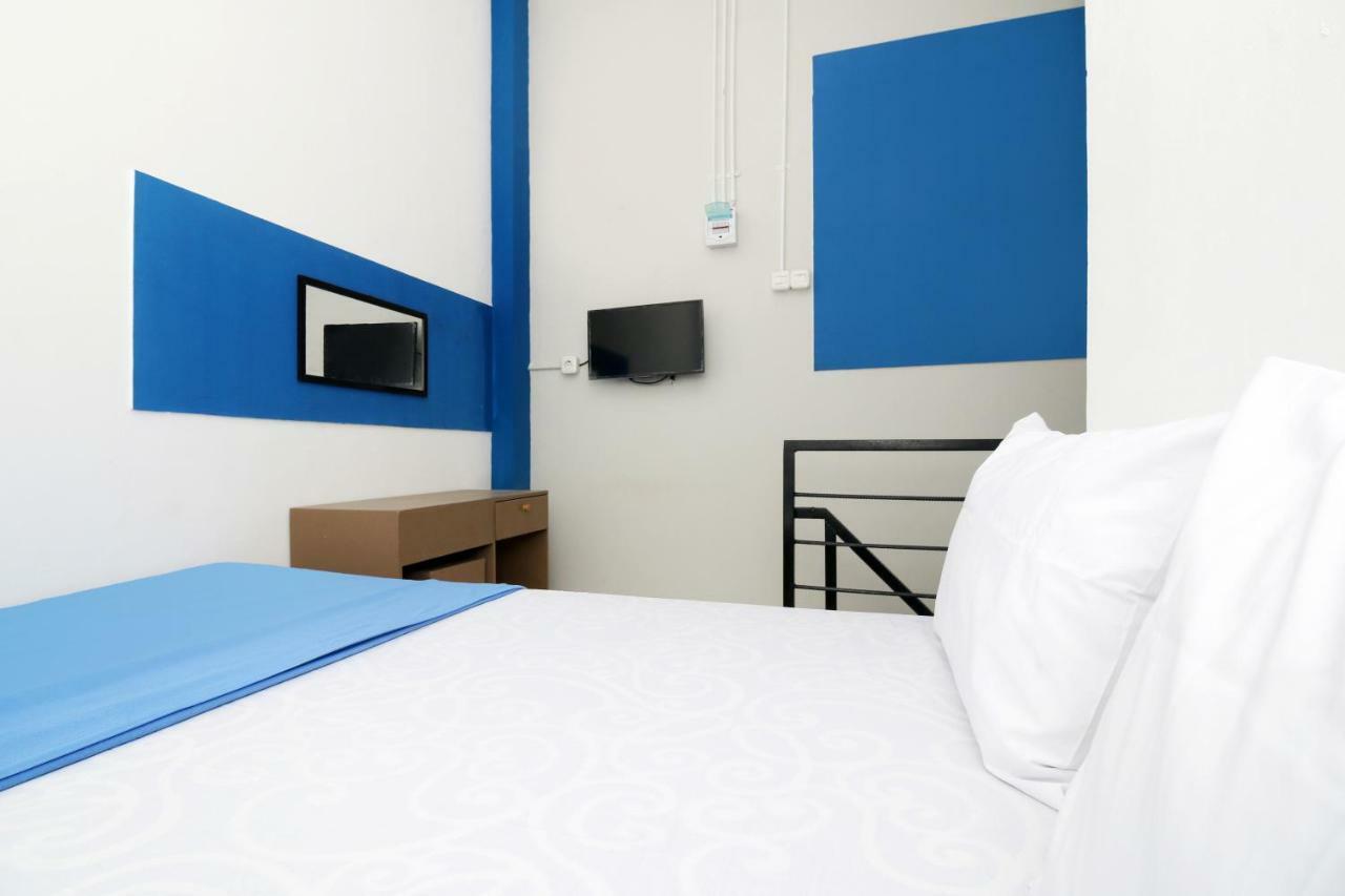 Fatmawati Redpartner Guest house Jakarta
