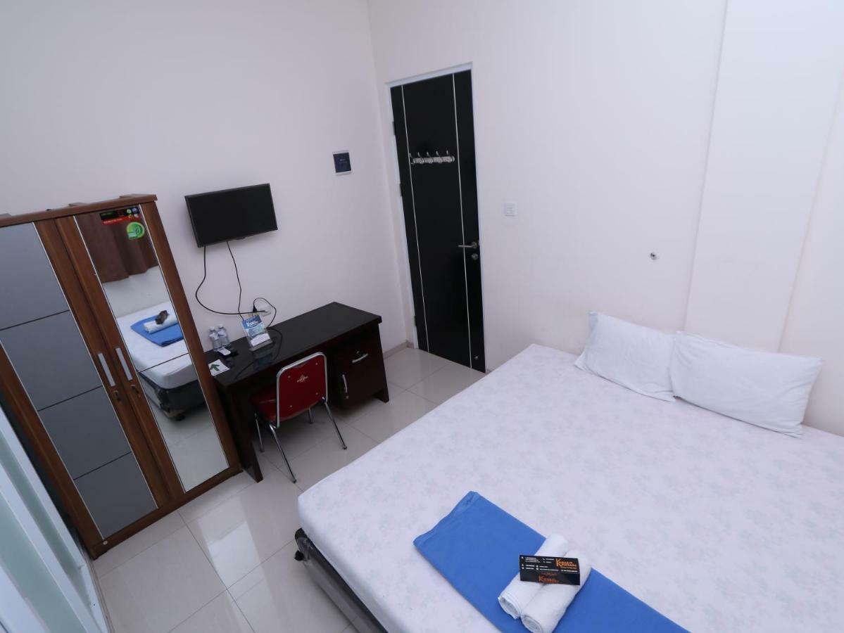 Kamar Keluarga Tanah Abang *