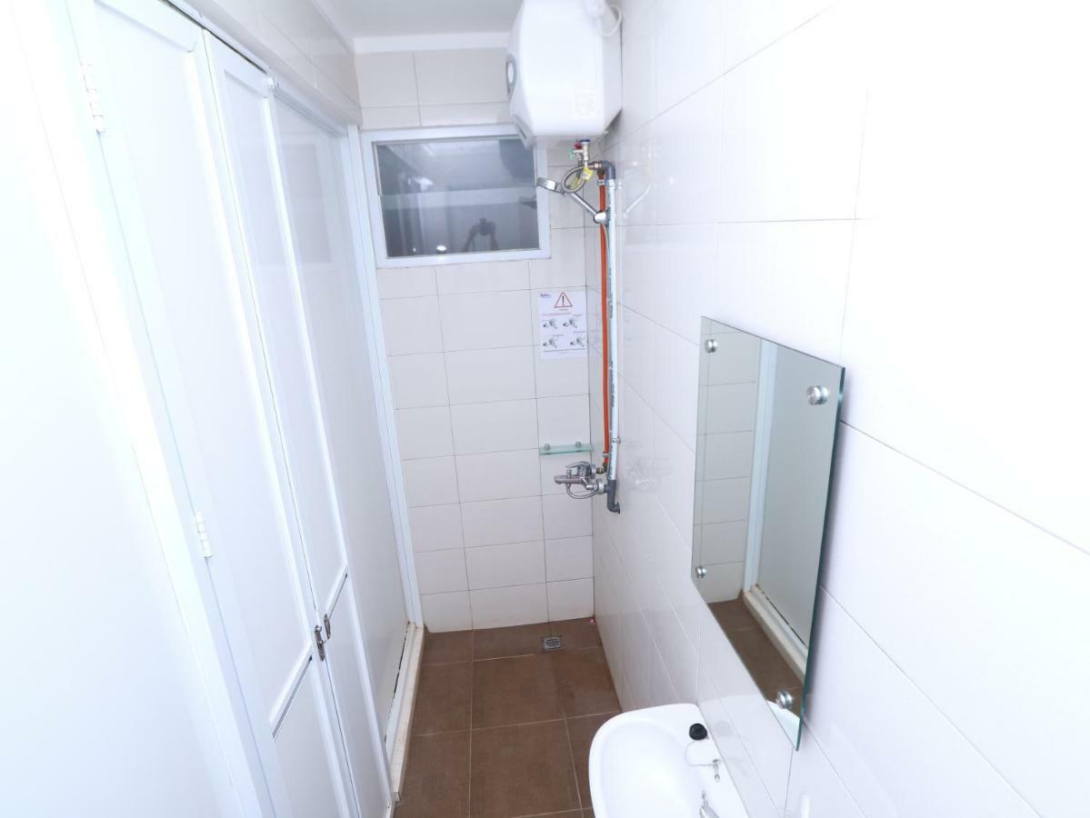 Kamar Keluarga Tanah Abang * Jakarta