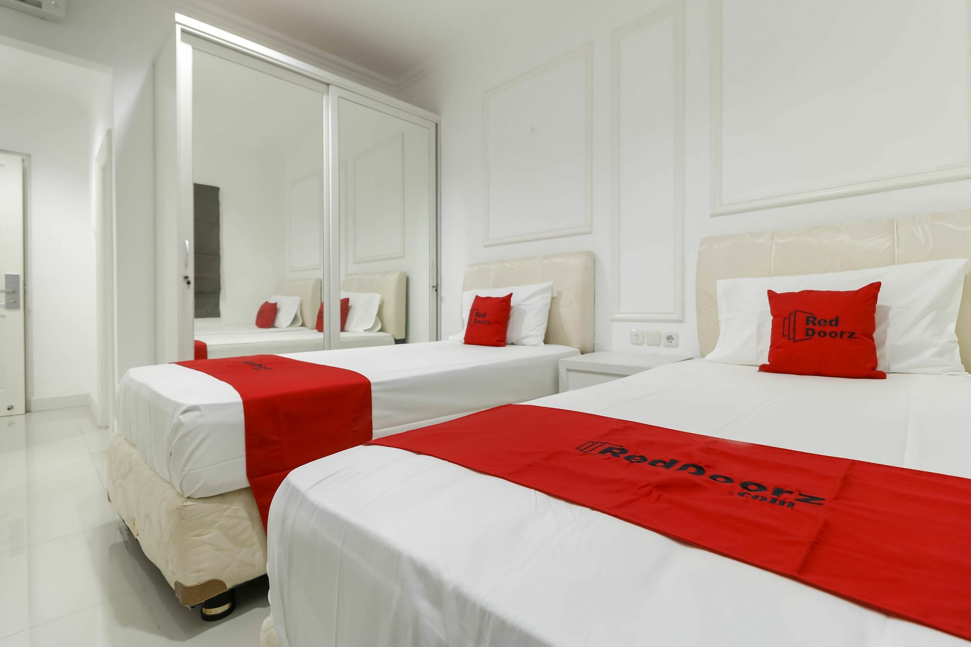 Guest house Reddoorz @ Setiabudi Barat