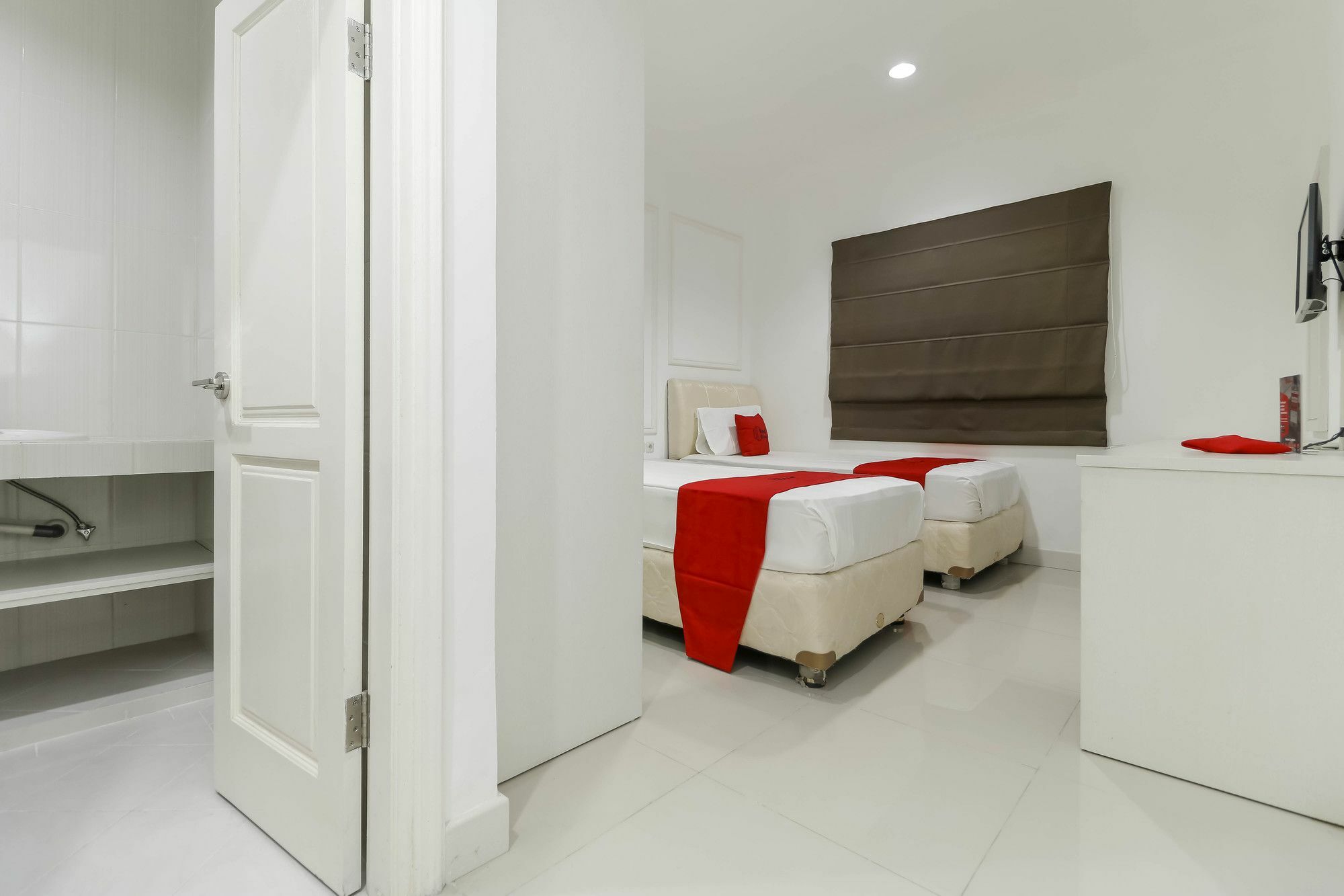 Reddoorz @ Setiabudi Barat Guest house