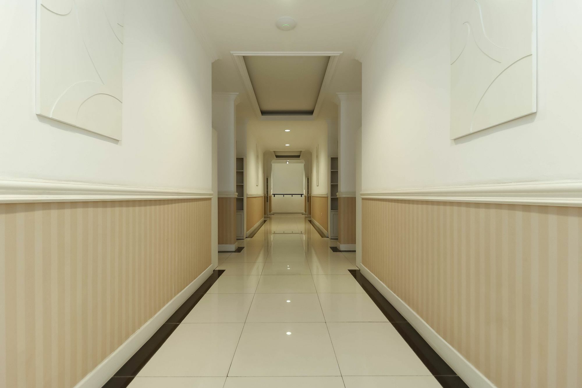 Reddoorz @ Setiabudi Barat Guest house 3*