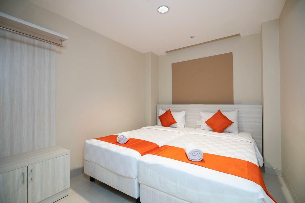 The Gloria Grogol Apartment