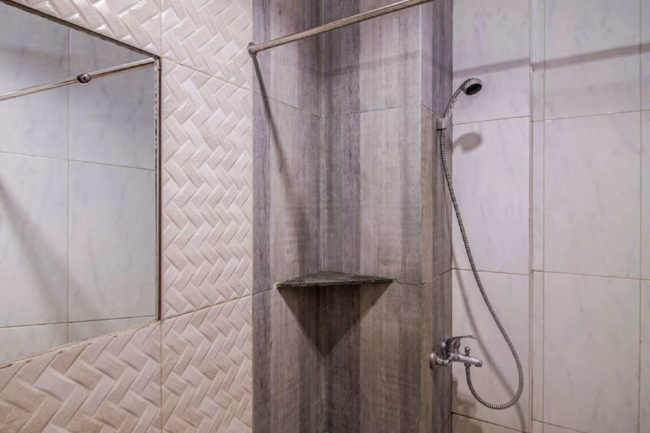 Reddoorz Near Cilandak Town Square Guest house Jakarta