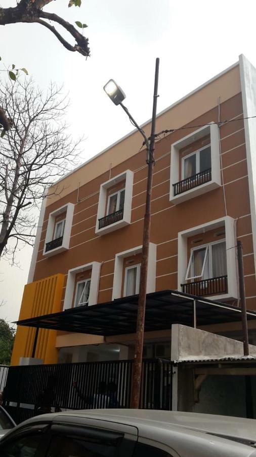 Navara House