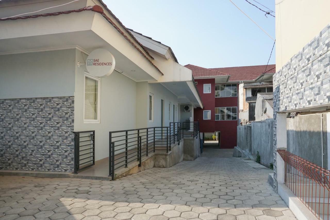 Nhà khách Residences By Reddoorz Near Mt Haryono - Minimum 7 Days 2*