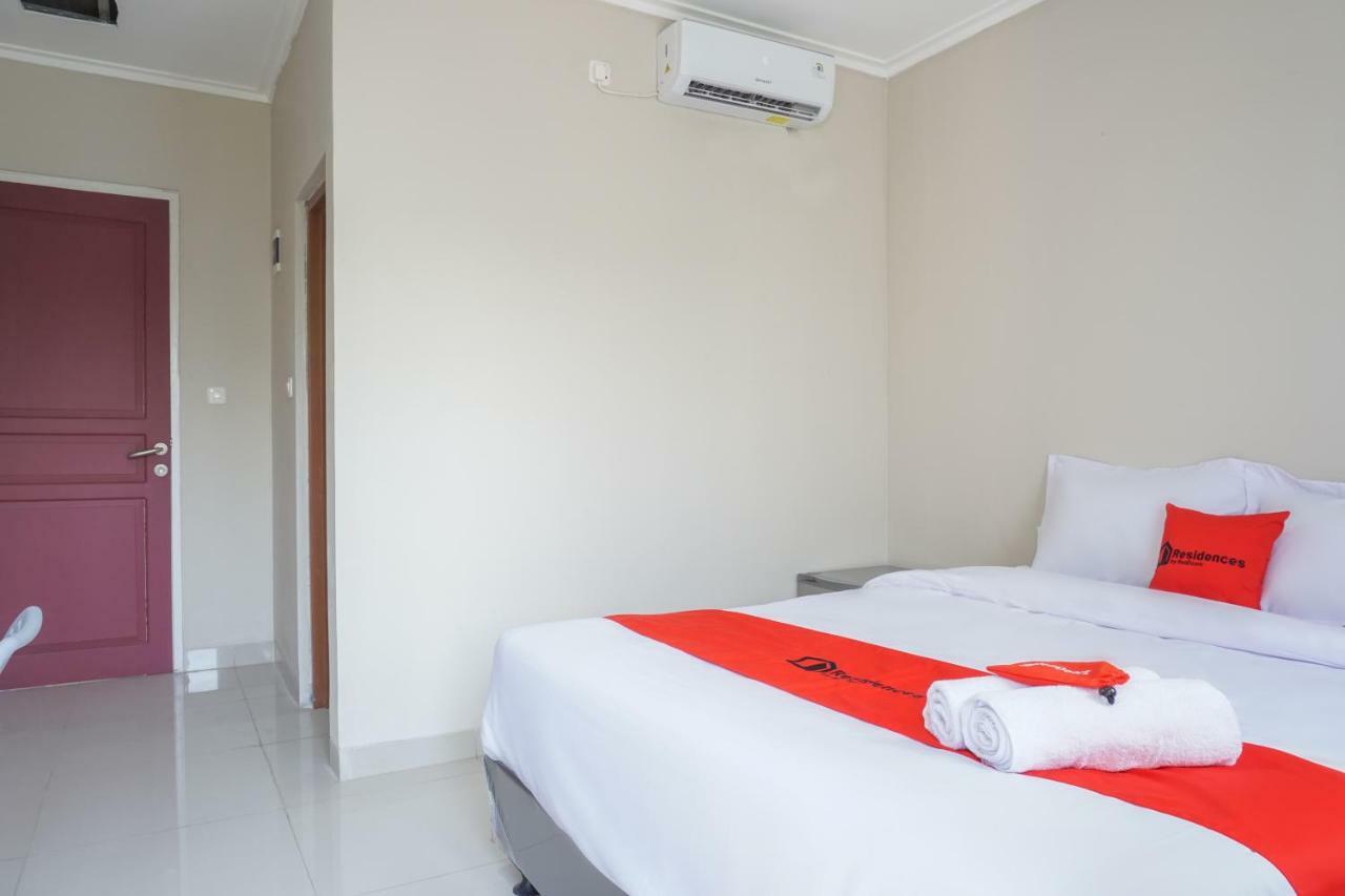 Nhà khách Residences By Reddoorz Near Mt Haryono - Minimum 7 Days Jakarta