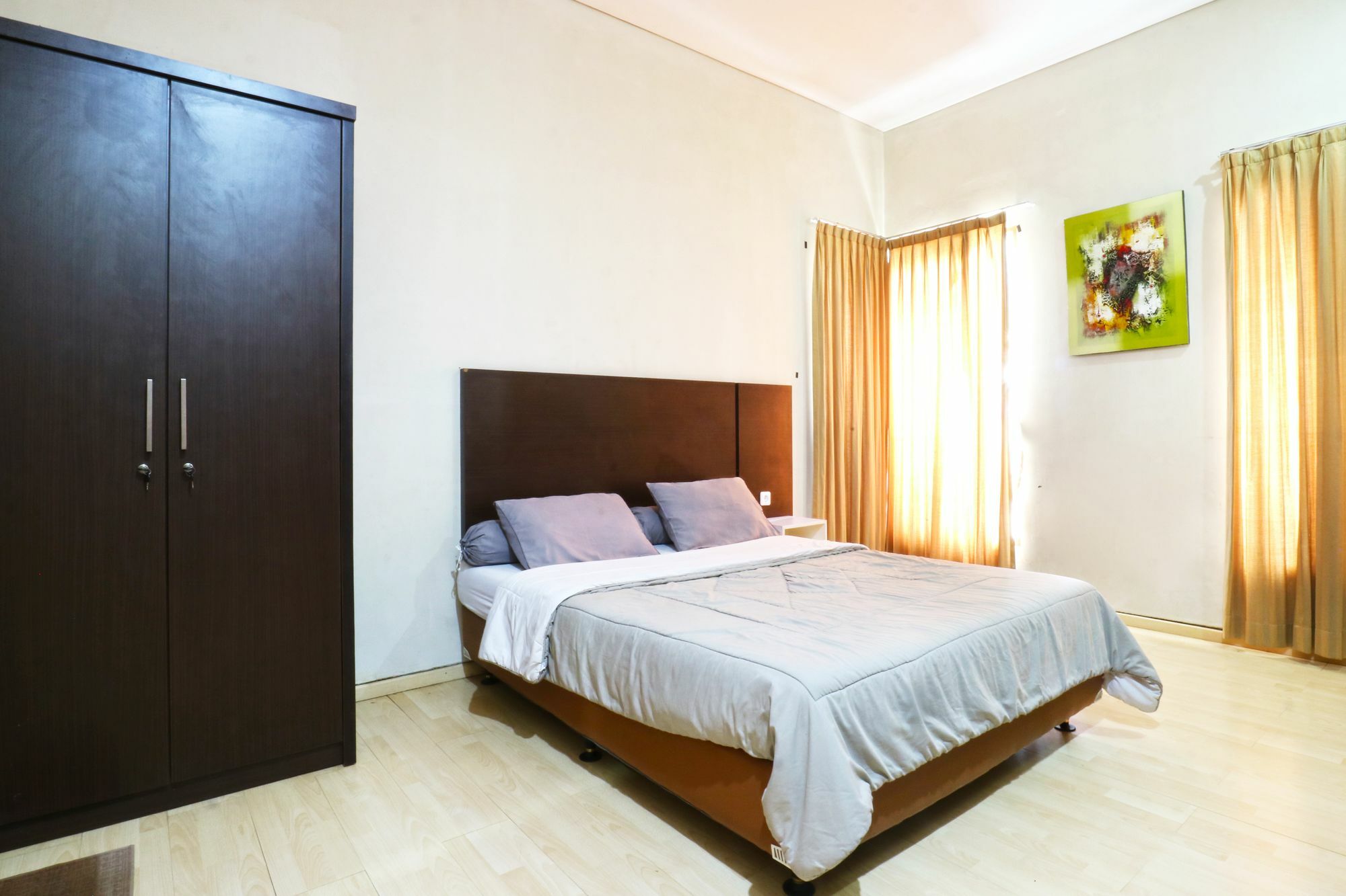 Oyo 968 Tirthankara 2* Jakarta