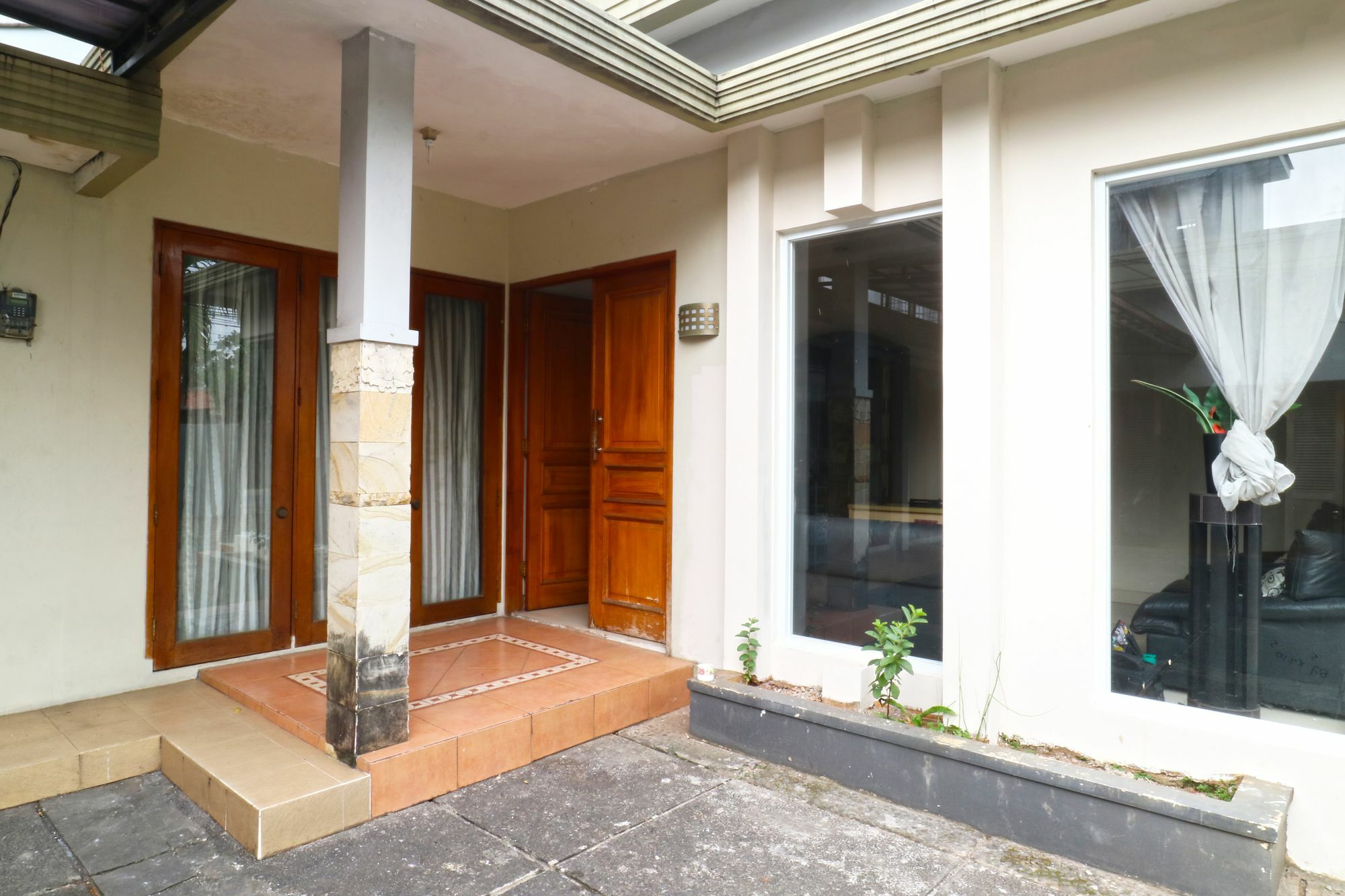 Oyo 968 Tirthankara Hotel Jakarta