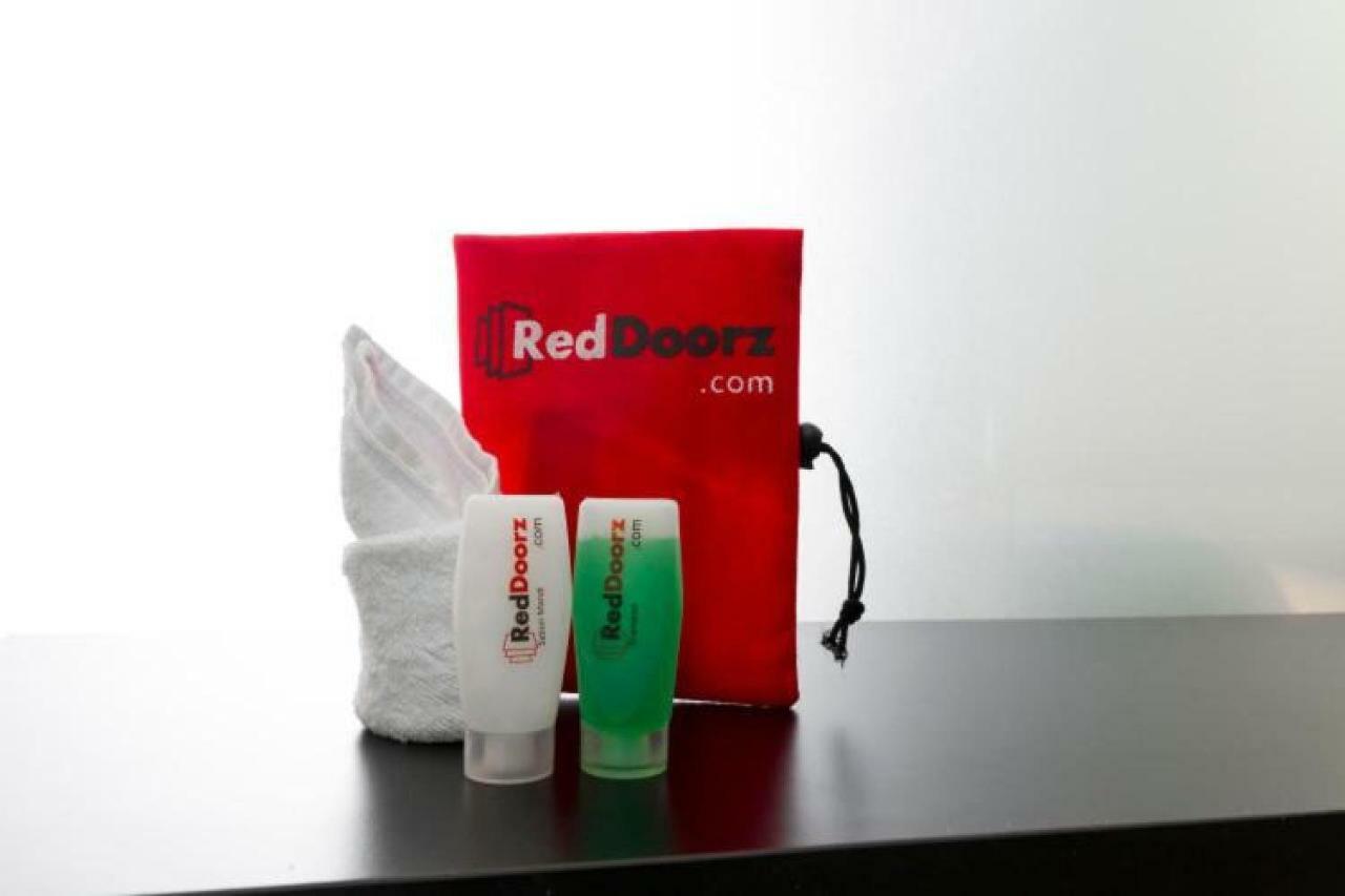 Gasthuis Reddoorz Near Park Mall