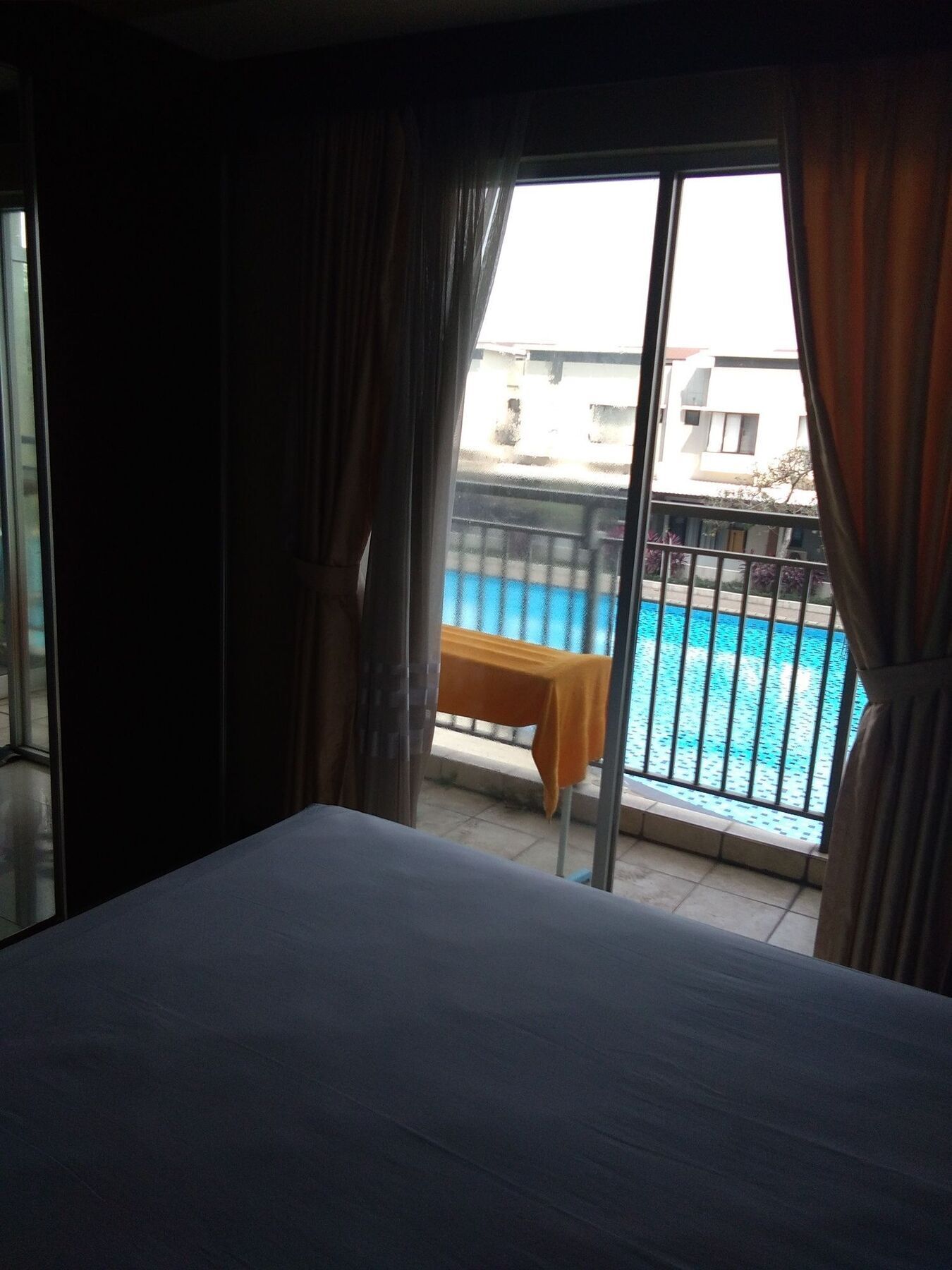 3 Bedroom Thamrin Apartment *