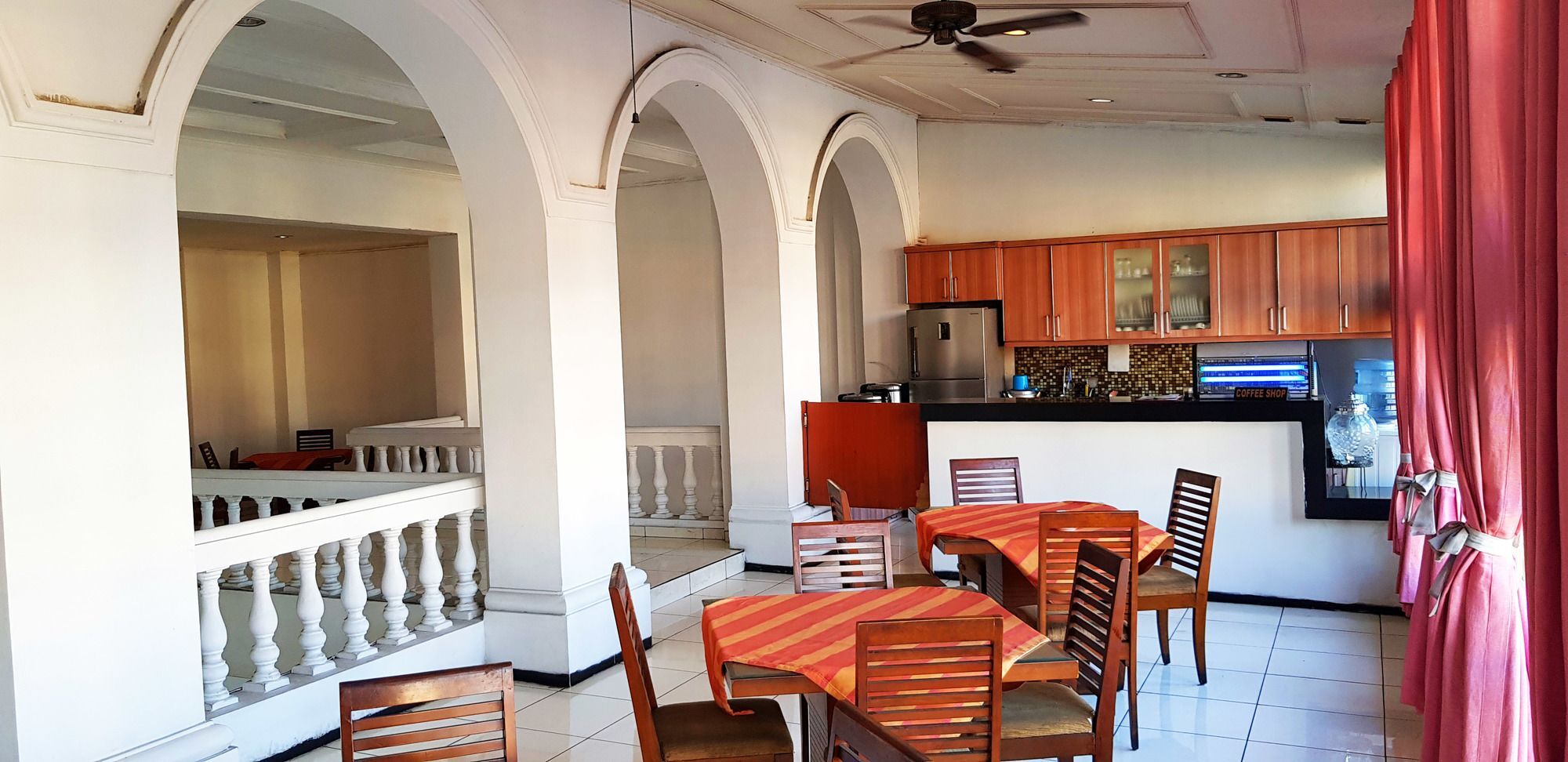 Hotel Dequr Kota 2*