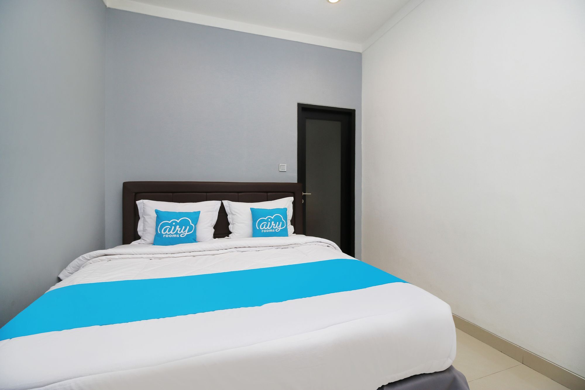 Oyo 90438 Mampang 34 2*