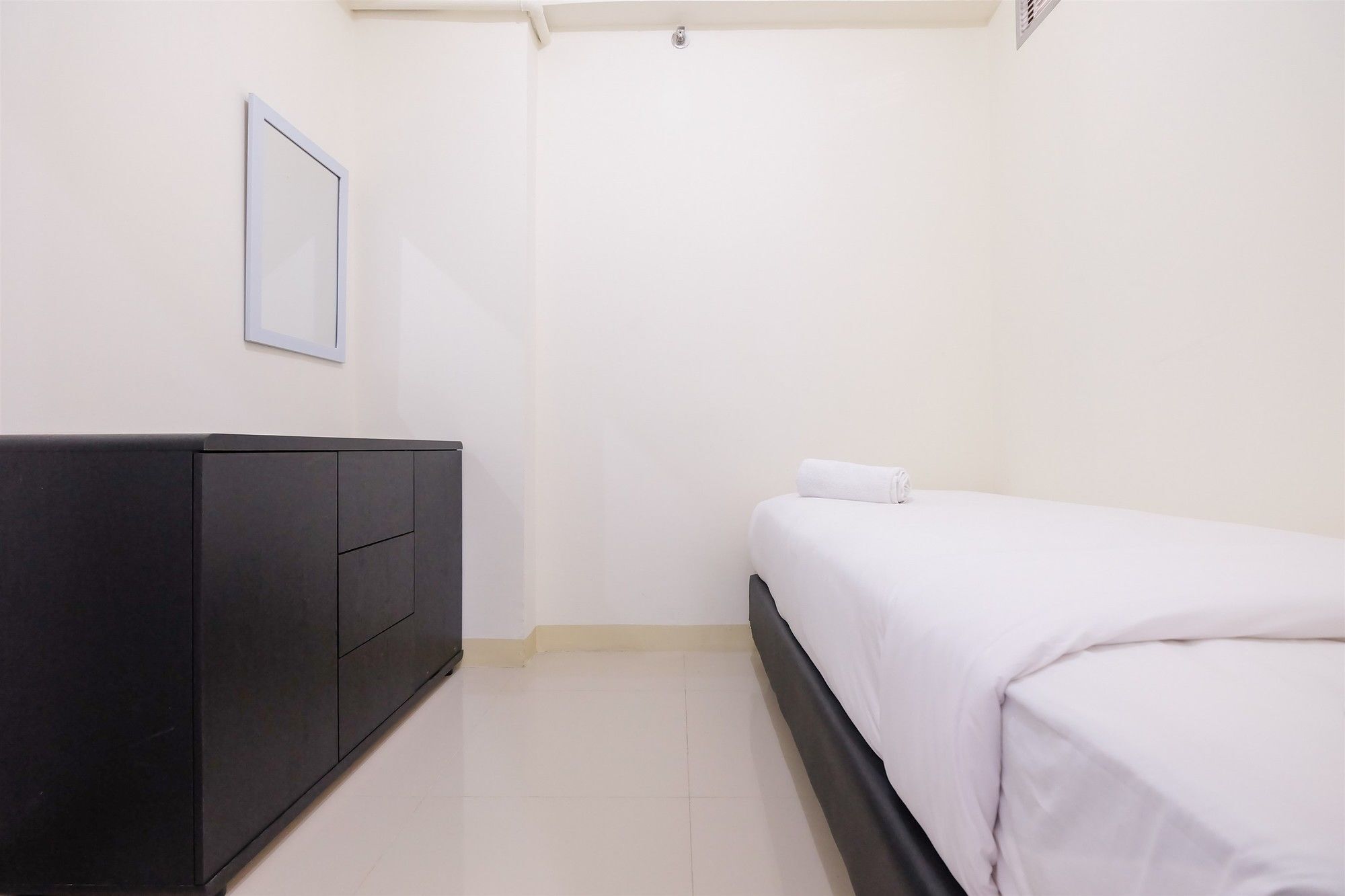 2 Bedrooms At Pramuka By Travelio * Jakarta