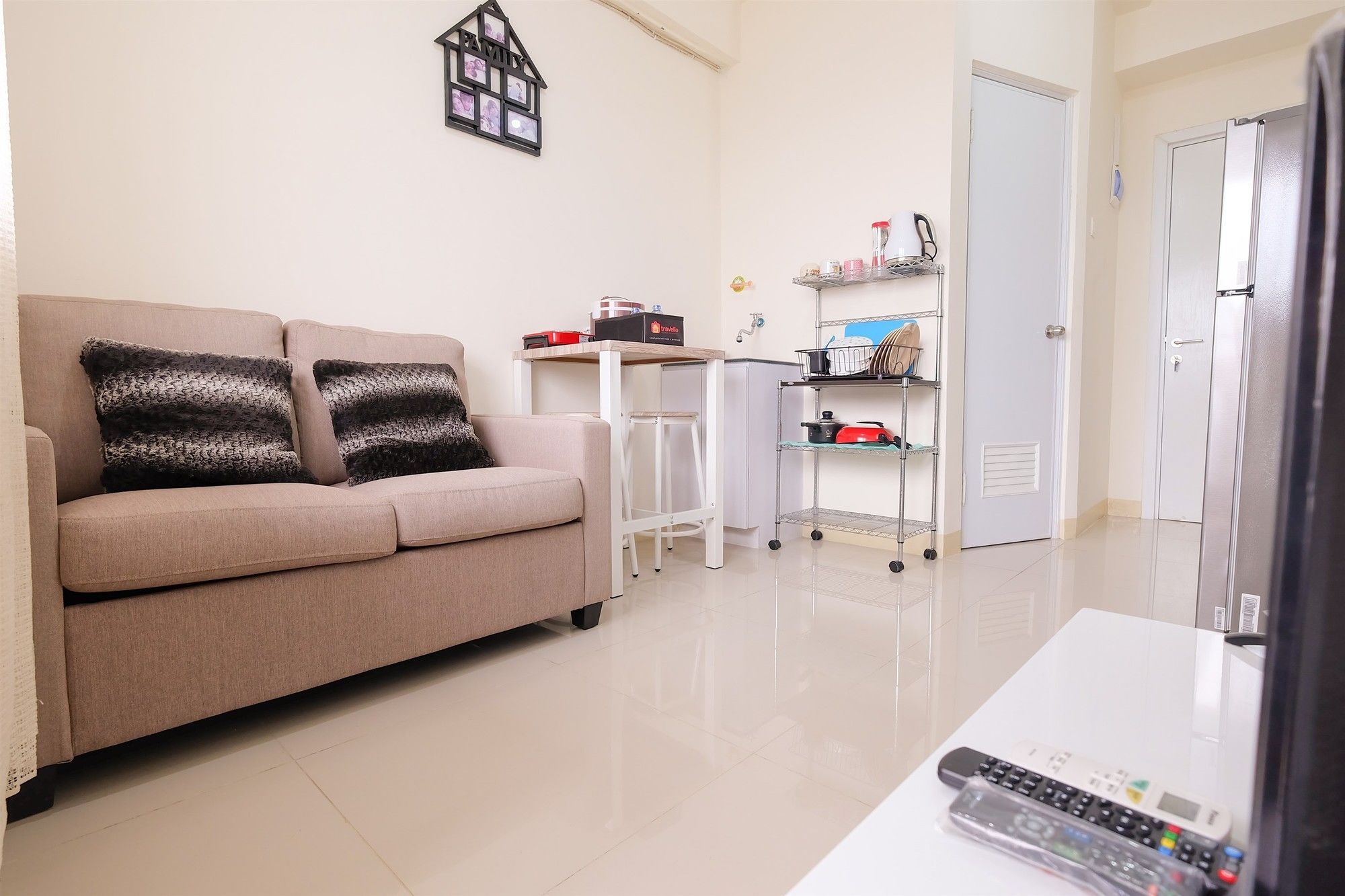 Apartment 2 Bedrooms At Pramuka By Travelio *