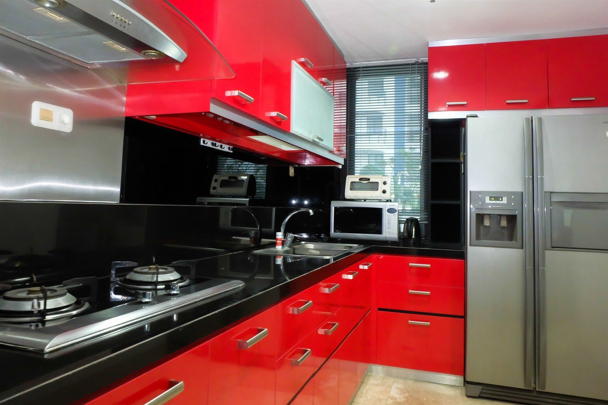 2 Bedroom Park Royale By Travelio *
