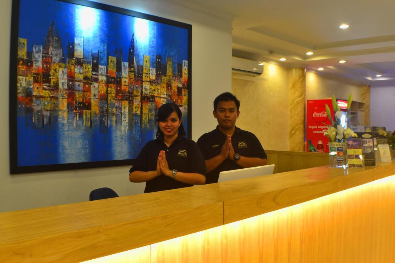 Hotel Maven Fatmawati 3*
