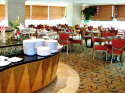 Treva International Hotel 3*