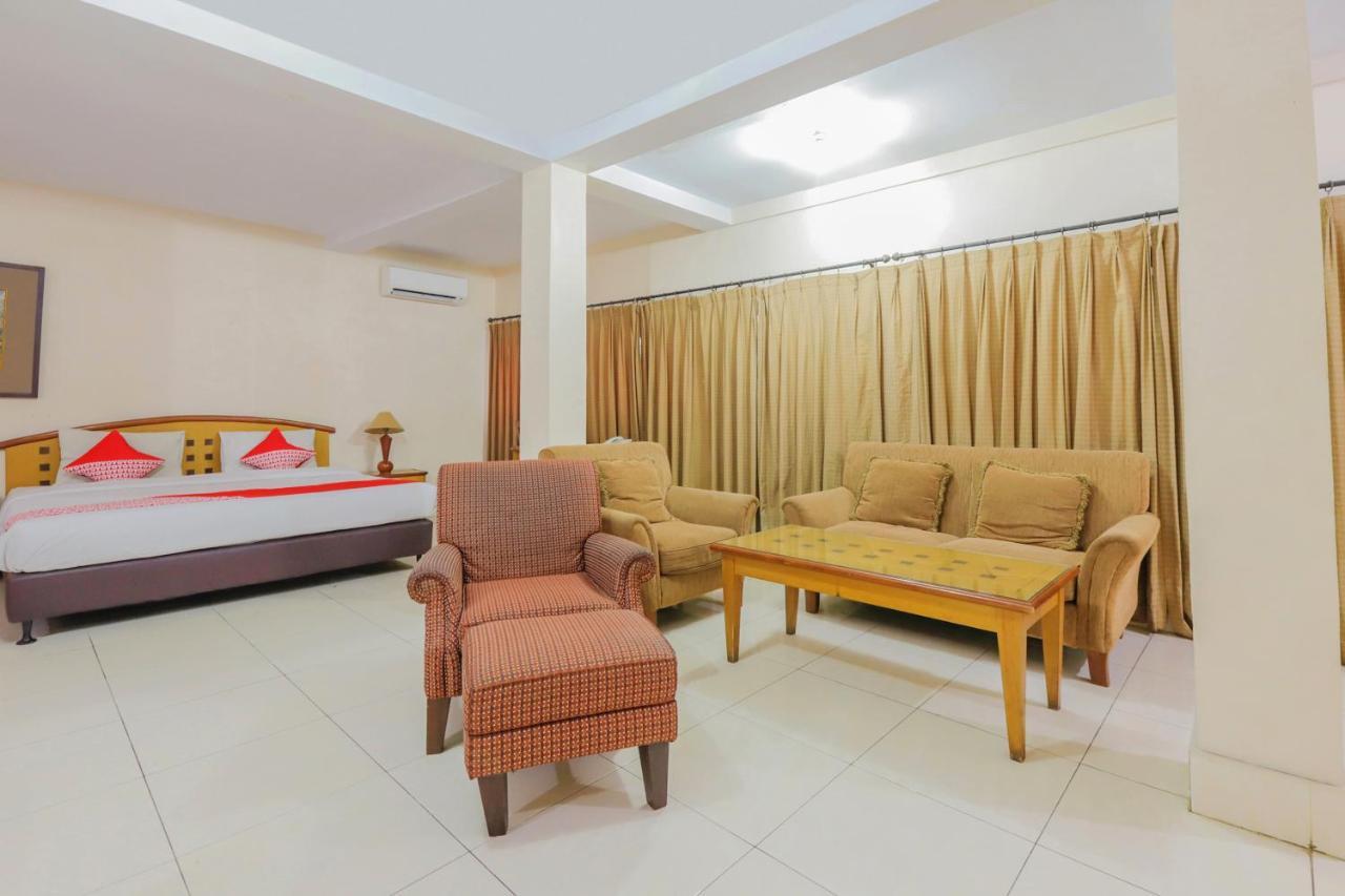 Oyo 919 Kalisma Syariah 2* Jakarta