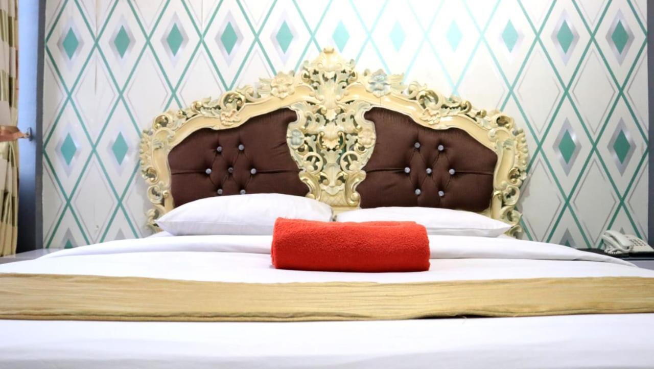 Hotel Grand Batik
