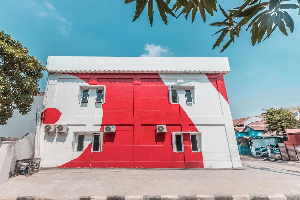 Oyo 907 Cakung Hotel 2*