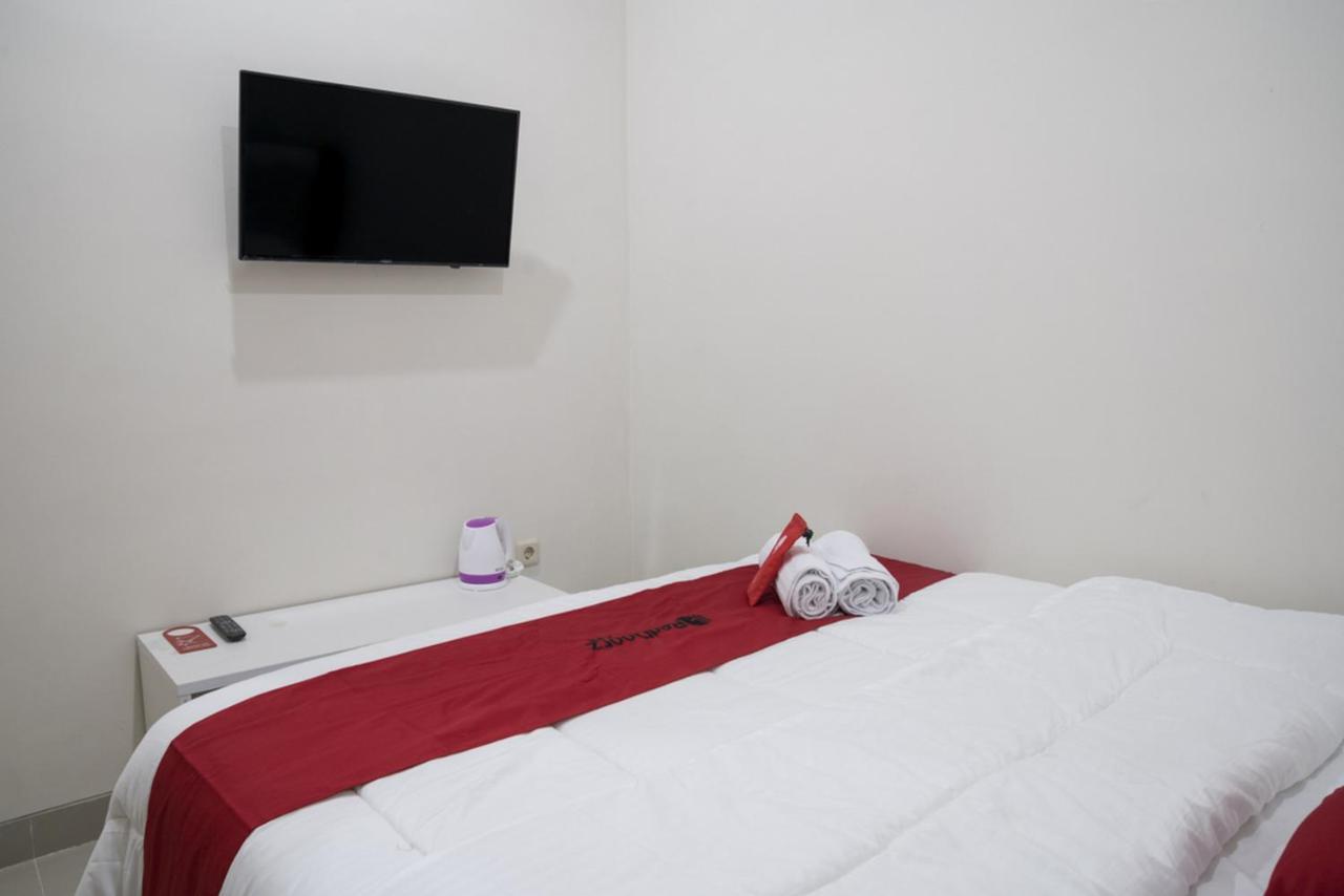 Guest house Reddoorz @ Bandengan Jakarta