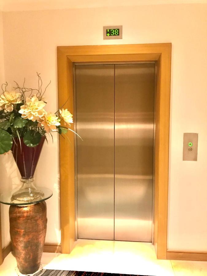 2 Bedroom Exclusive At Kempinski Private Apartment Jakarta
