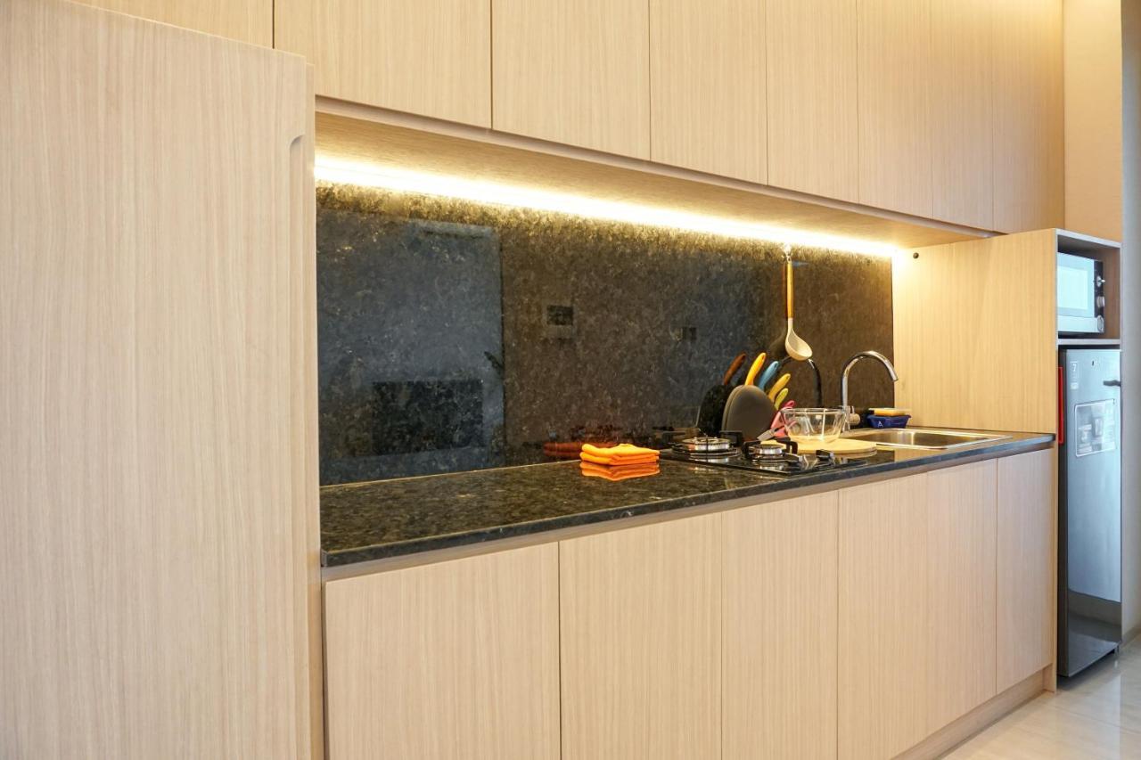 Minimalist And Cozy 2br Citralake By Travelio * Jakarta