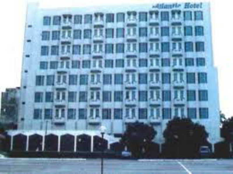 Super Oyo Townhouse 1 Salemba Jakarta