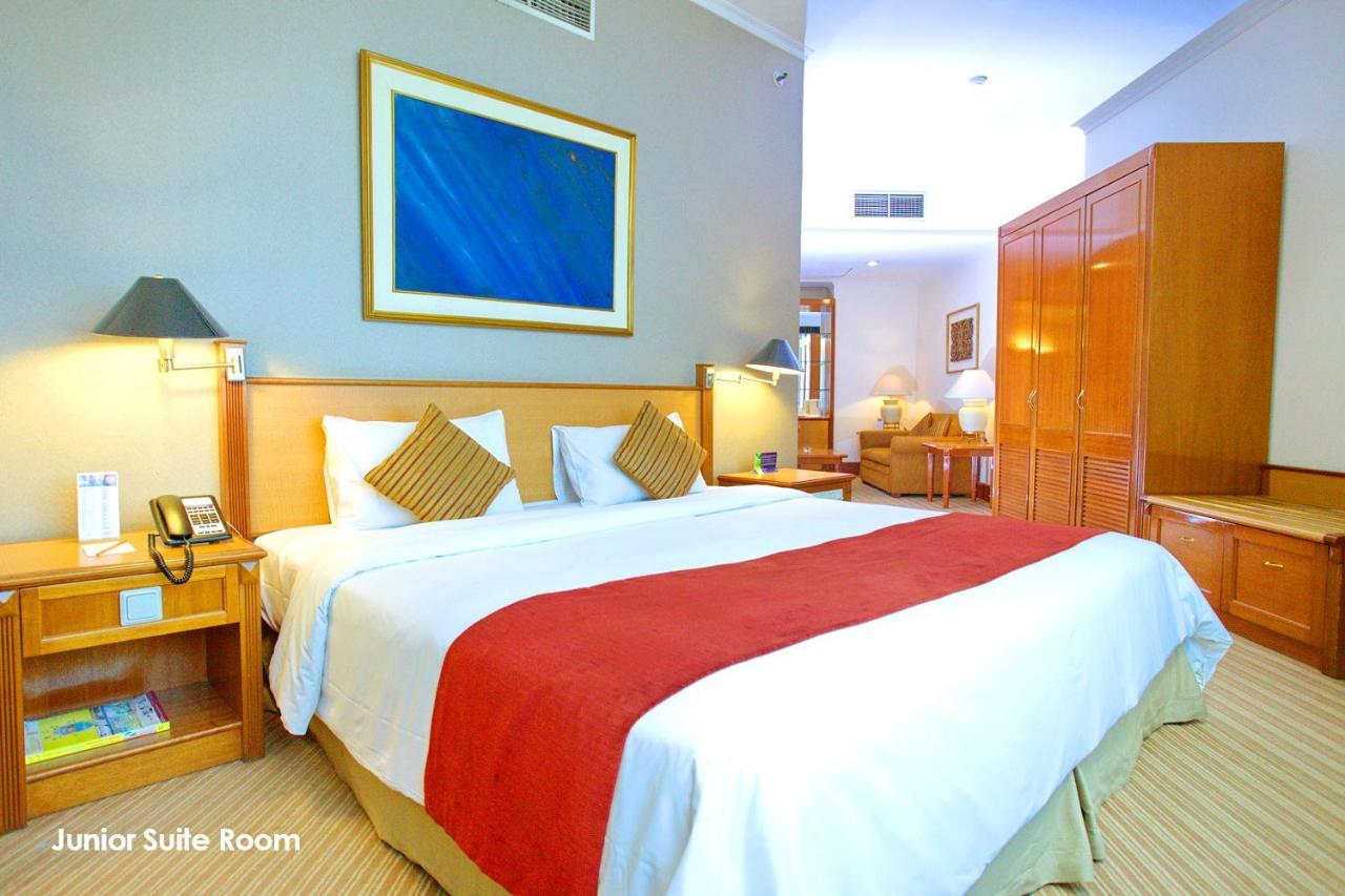 Hotel Menara Peninsula 4*