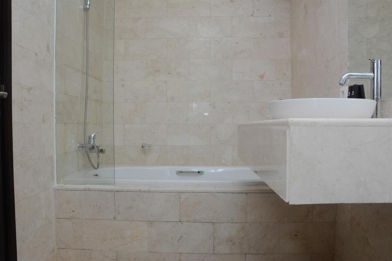 Spacious 2br With Private Lift At Masterpiece The Epicentrum Kuningan By Travelio