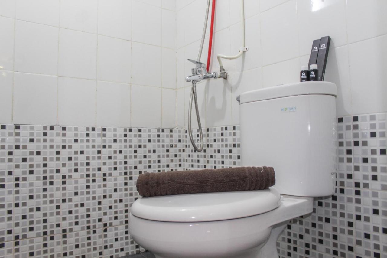 View 2br At Bassura By Travelio Jacarta