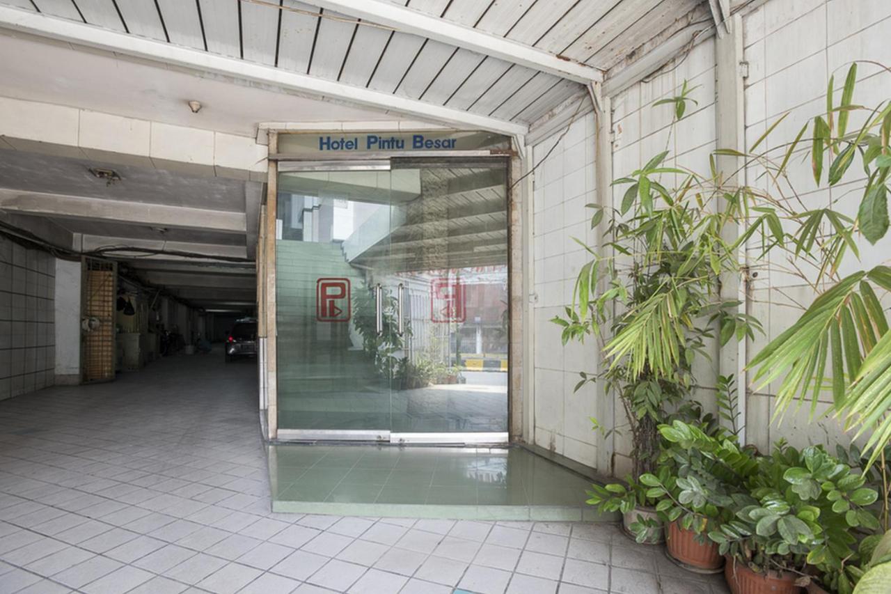Guest house Reddoorz Near Kota Station 3*