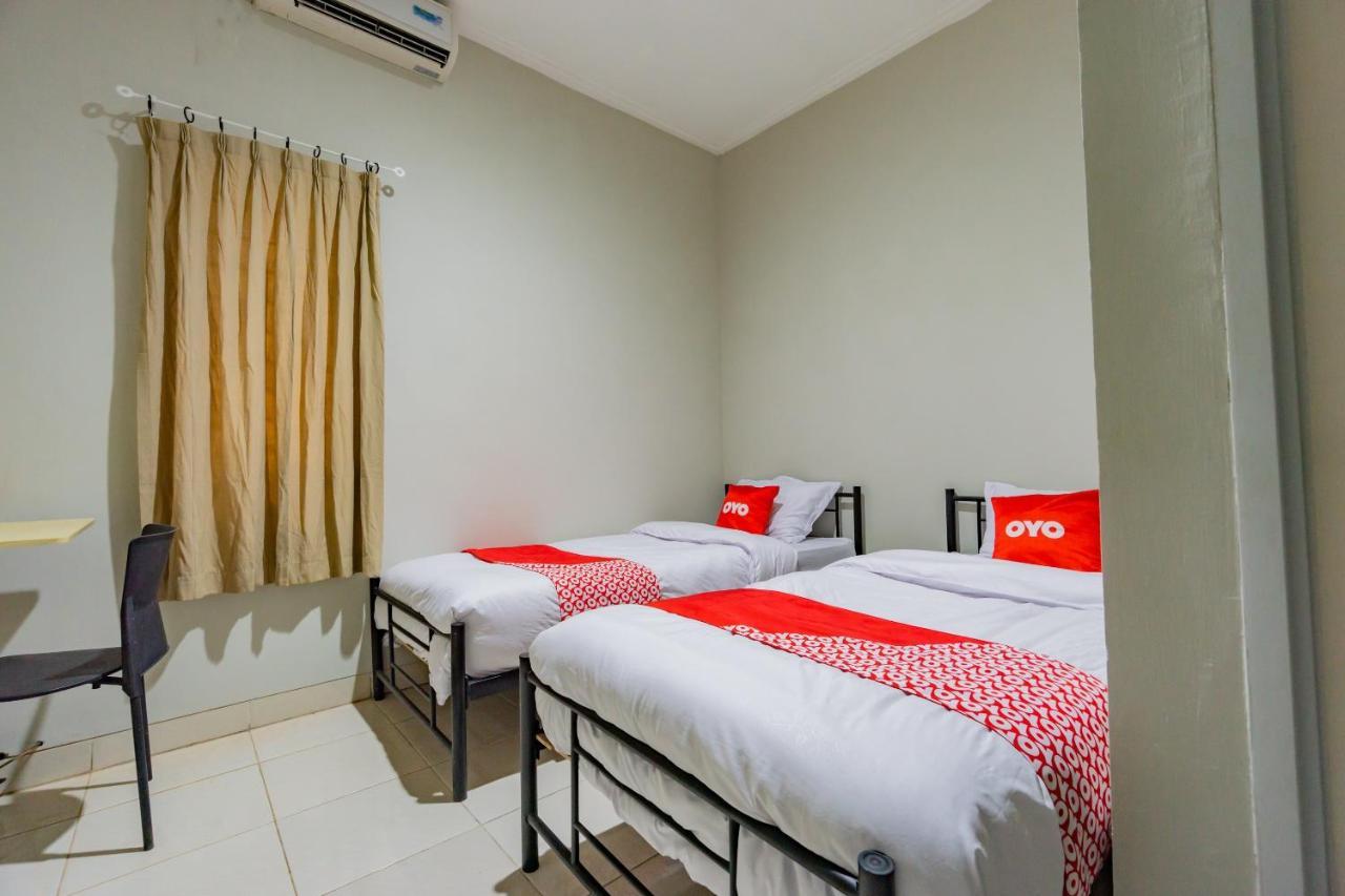Oyo 2416 Griya Otista Syariah Jakarta
