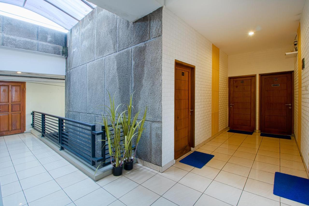 Wisma tamu Widjoyo Rahayu Cipete 14