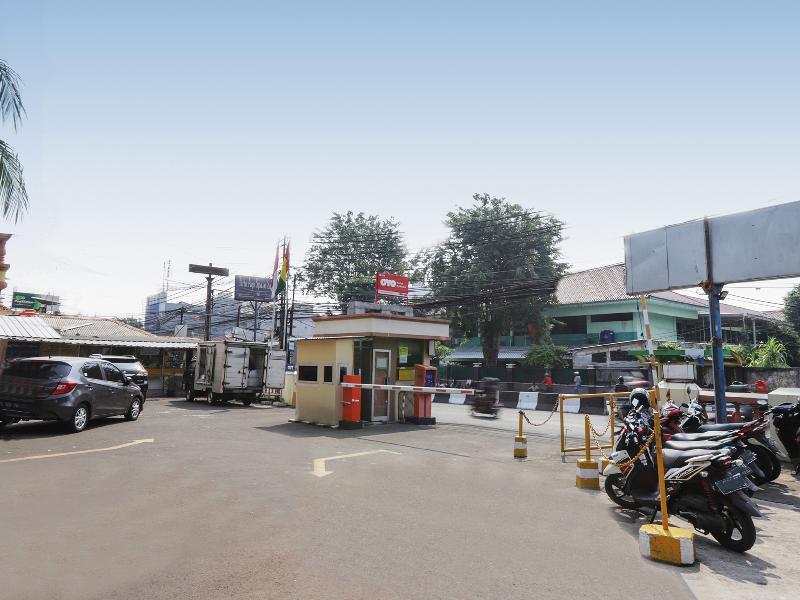 Oyo 919 Kalisma Syariah Hotel 2*