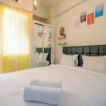 New Room Studio At Green Pramuka City Apartment By Travelio