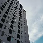Homey Studio At Sentraland Cengkareng Apartment Near Airport By Travelio