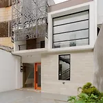 Reddoorz Near Seasons City Mall 3