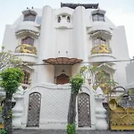 Koolkost Syariah Near Senayan City