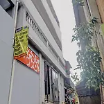 Oyo 90469 Benhil Karet Tengsin