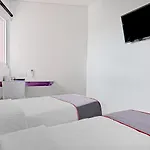 Townhouse Oak Jp Hotel
