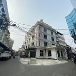 Ghurfati Hotel Wedana