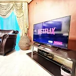 Batavia Apartment St