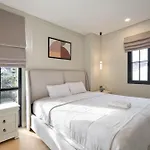 Cove Odilia Suite