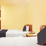 Super Oyo Collection O 91409 Hotel Fiducia Otista 153 - 157
