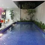 The Mansion Cipete
