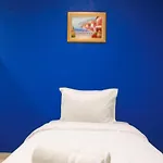 Simple Studio Room At Guest House Way Seputih Near Central Park By Travelio